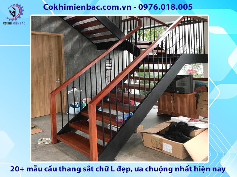 20+ mẫu cầu thang sắt chữ L đẹp ưa chuộng nhất hiện nay