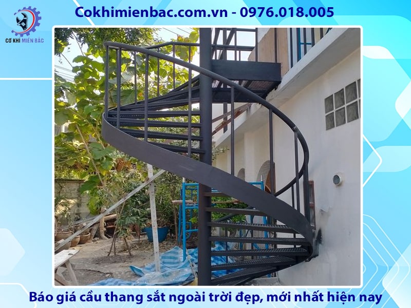 Báo giá cầu thang sắt ngoài trời đẹp, mới nhất năm 2024