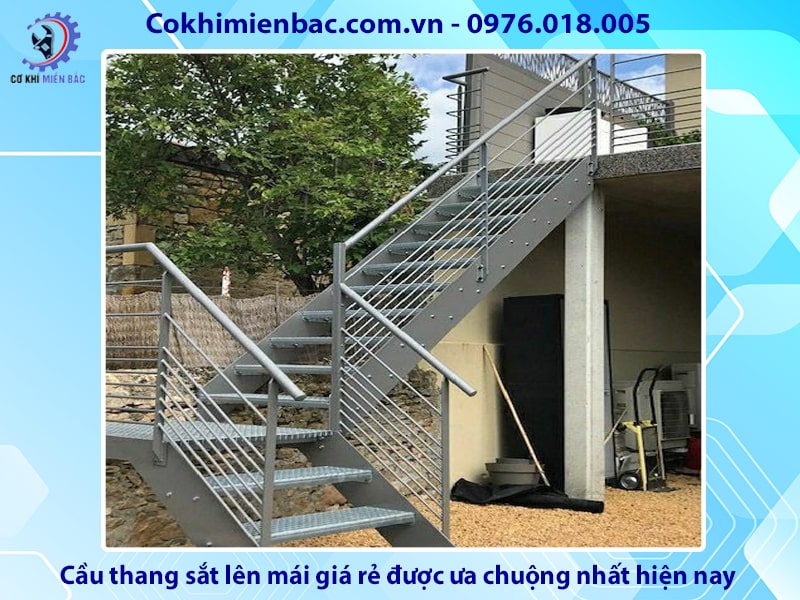 Cầu thang sắt lên mái giá rẻ được ưa chuộng nhất hiện nay