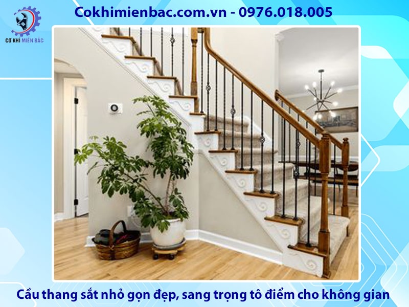 Cầu thang sắt nhỏ gọn đẹp, sang trọng tô điểm cho không gian