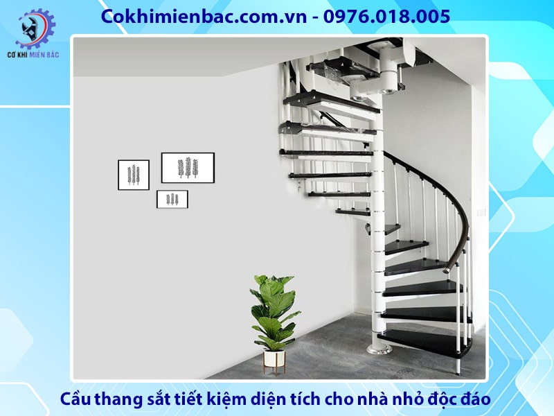 Cầu thang sắt tiết kiệm diện tích cho nhà nhỏ độc đáo