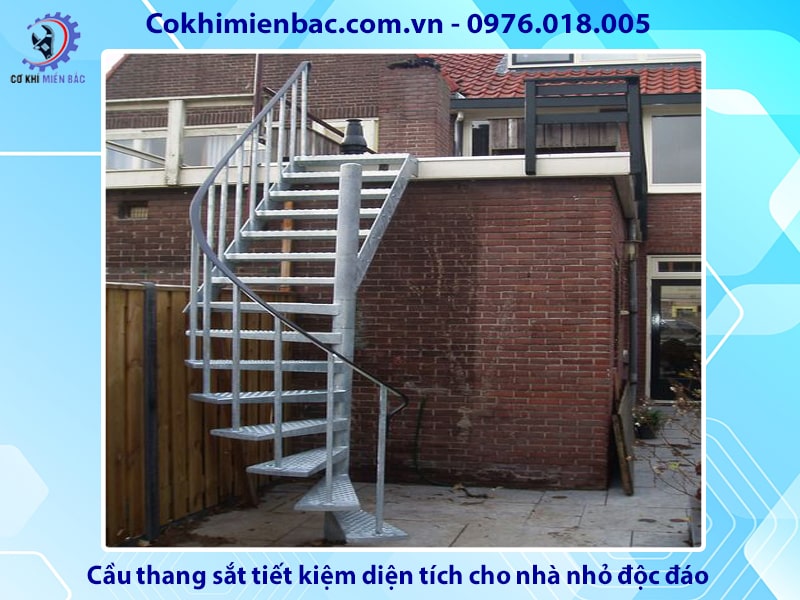 Cầu thang sắt tiết kiệm diện tích cho nhà nhỏ độc đáo