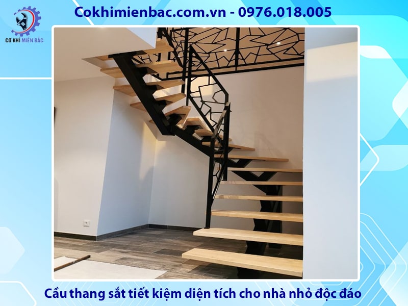 Cầu thang sắt tiết kiệm diện tích cho nhà nhỏ độc đáo