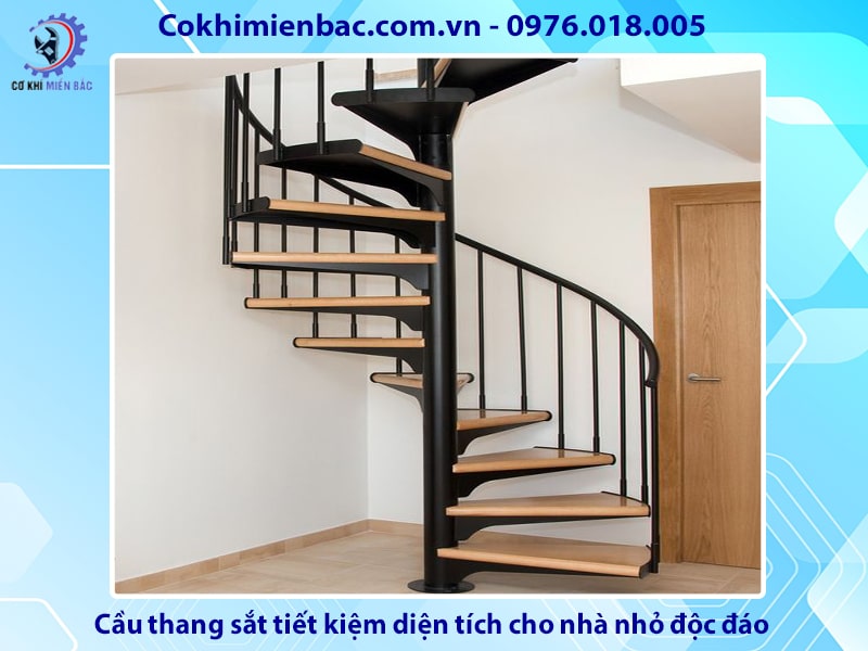 Cầu thang sắt tiết kiệm diện tích cho nhà nhỏ độc đáo