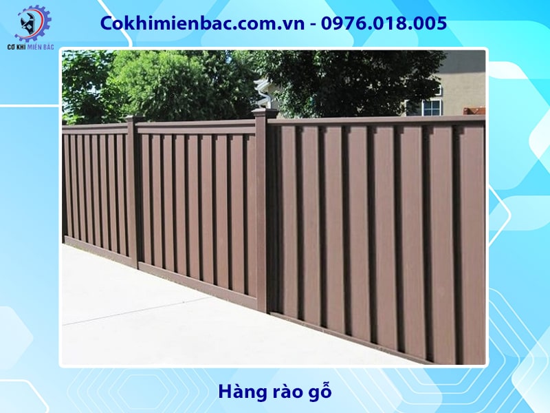 Các kiểu hàng rào nhà phổ biến hiện nay - Hàng rào gỗ