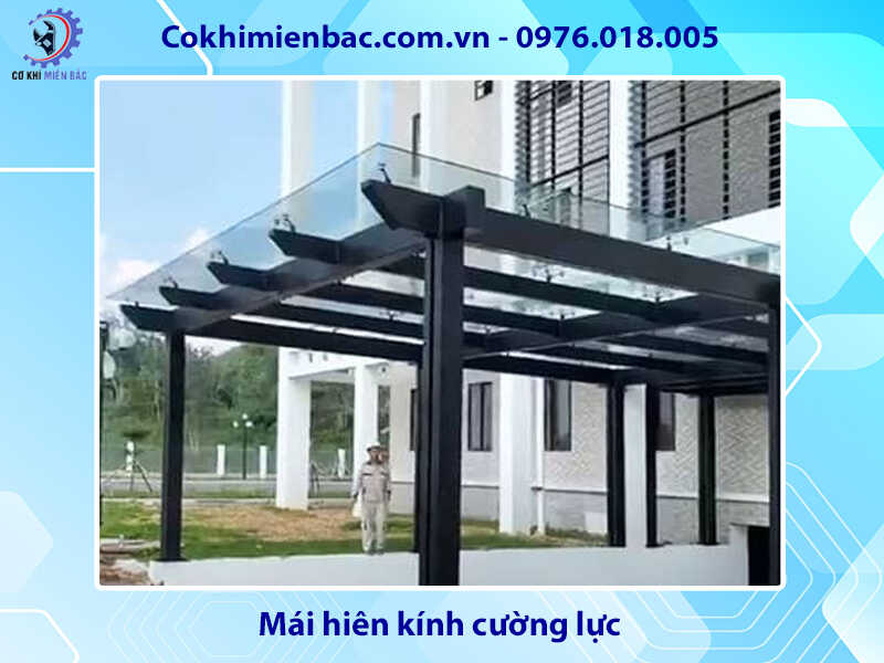 Các loại mái hiên nhà cấp 4 được ưa chuộng - Mái hiên kính cường lực